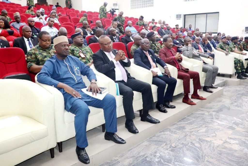 Cross Section of NARC faculty members, Participants of Leadership and Strategic Course 2/23 and some Directors during the visit